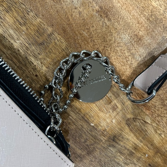 Elegant Steve Madden Purse - Picture 2 of 4